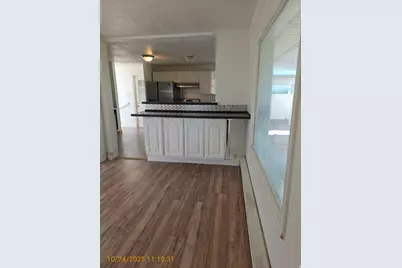 268 N 300 E, Clearfield, UT 84015 - Photo 5