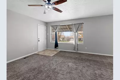 106 N Mountain Rd, Fruit Heights, UT 84037 - Photo 9