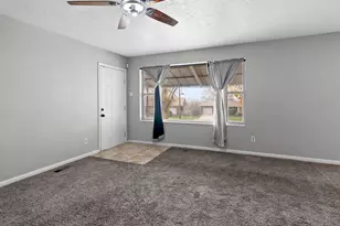 106 N Mountain Rd, Fruit Heights, UT 84037 - Photo 9