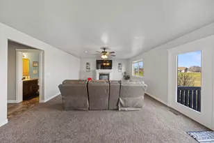 3478 W Brookshire Dr S, Syracuse, UT 84075 - Photo 13