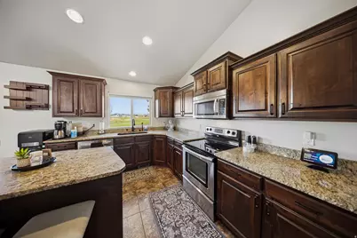 3478 W Brookshire Dr S, Syracuse, UT 84075 - Photo 9