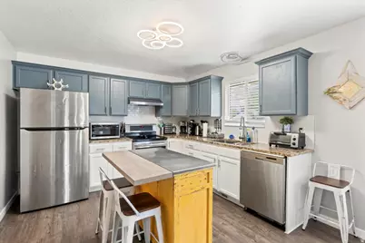 7265 N Ute Dr, Eagle Mountain, UT 84005 - Photo 7