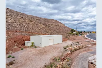 555 S Nichols Peak Rd #E, Washington, UT 84780 - Photo 15