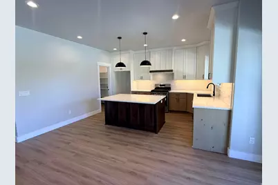 3268 N 2425 W, Farr West, UT 84404 - Photo 9