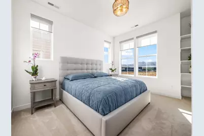10907 S Lake Run Rd W, South Jordan, UT 84009 - Photo 5