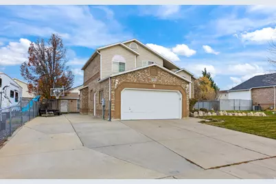 3832 W 5625 S, Roy, UT 84067 - Photo 3
