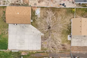 844 N 1000 W, Clinton, UT 84015 - Photo 33