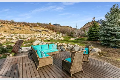 3240 E Granite Point Cir, Sandy, UT 84092 - Photo 41