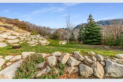 3240 E Granite Point Cir, Sandy, UT 84092 - Photo 45