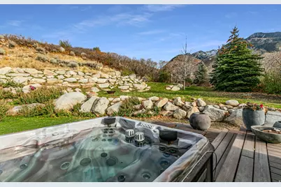 3240 E Granite Point Cir, Sandy, UT 84092 - Photo 43