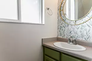 75 N Peregrine Ln, Bountiful, UT 84010 - Photo 17