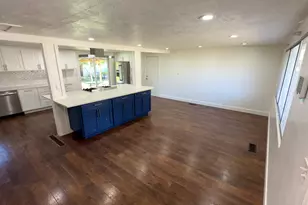 184 Woodland Dr, Orem, UT 84097 - Photo 5