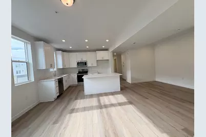 718 W Blue Magic Ln #203, Midvale, UT 84047 - Photo 3