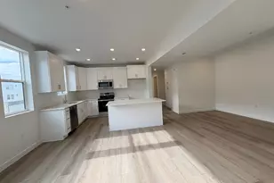 718 W Blue Magic Ln, Midvale, UT 84047 - Photo 3