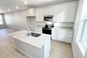 889 S Mathilda Dr, Saratoga Springs, UT 84045 - Photo 5