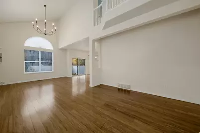 1360 E Old Maple Ct, Murray, UT 84117 - Photo 3