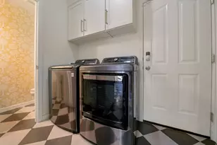 1360 E Old Maple Ct, Murray, UT 84117 - Photo 29