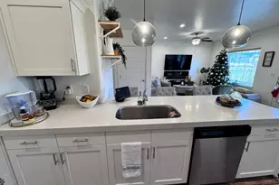 7571 N Cottage Ln, Eagle Mountain, UT 84005 - Photo 17