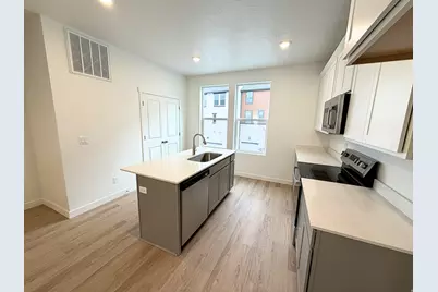 891 S Mathilda Dr #252, Saratoga Springs, UT 84045 - Photo 5