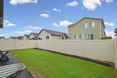 1653 E Downwater St N, Eagle Mountain, UT 84005 - Photo 33