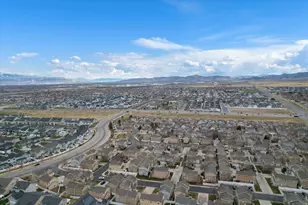 6777 S Grevillea Ln, West Jordan, UT 84081 - Photo 35