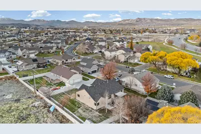 53 W Lake View Terrace Rd, Saratoga Springs, UT 84045 - Photo 43