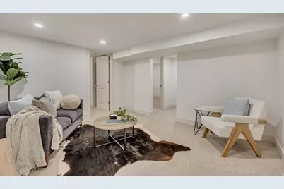 2590 E 2100 S, Salt Lake City, UT 84109 - Photo 21