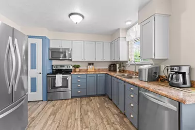 10320 S 2700 W, South Jordan, UT 84095 - Photo 3