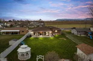 2885 W 700 S, Syracuse, UT 84075 - Photo 31