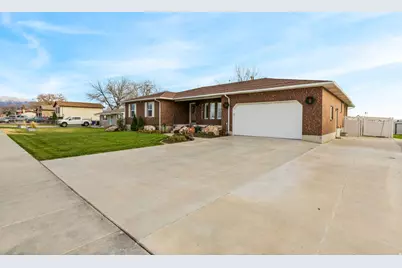 2885 W 700 S, Syracuse, UT 84075 - Photo 33