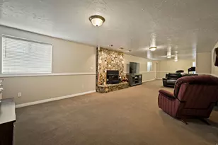 2885 W 700 S, Syracuse, UT 84075 - Photo 15