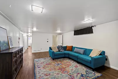 210 S 700 E, Clearfield, UT 84015 - Photo 23