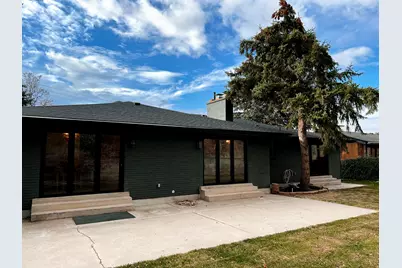 7565 S 3500 E, Cottonwood Heights, UT 84121 - Photo 43