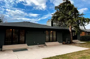 7565 S 3500 E, Cottonwood Heights, UT 84121 - Photo 43