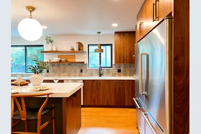 7565 S 3500 E, Cottonwood Heights, UT 84121 - Photo 7