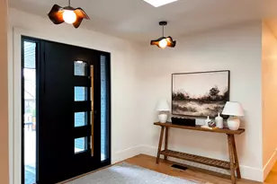 7565 S 3500 E, Cottonwood Heights, UT 84121 - Photo 5