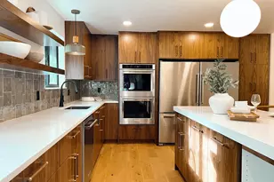 7565 S 3500 E, Cottonwood Heights, UT 84121 - Photo 9