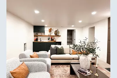 7565 S 3500 E, Cottonwood Heights, UT 84121 - Photo 35