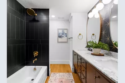 7565 S 3500 E, Cottonwood Heights, UT 84121 - Photo 37