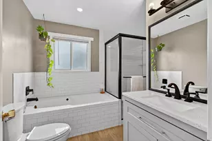 386 E Pioneer Ave S, Sandy, UT 84070 - Photo 11