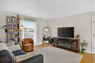 386 E Pioneer Ave S, Sandy, UT 84070 - Photo 5