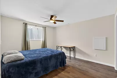 386 E Pioneer Ave S, Sandy, UT 84070 - Photo 19