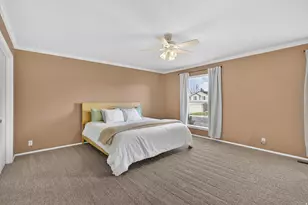 386 E Pioneer Ave S, Sandy, UT 84070 - Photo 13