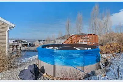 729 E 480 N, Hyde Park, UT 84318 - Photo 29