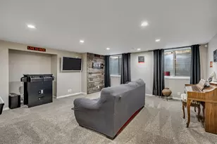 5 Quietwood Ln E, Sandy, UT 84092 - Photo 49