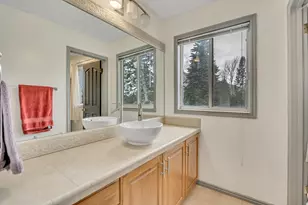 5 Quietwood Ln E, Sandy, UT 84092 - Photo 41