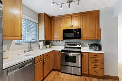 284 N 100 E, North Salt Lake, UT 84054 - Photo 3