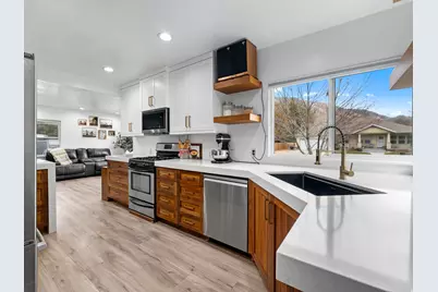 147 N 100 E, Springville, UT 84663 - Photo 11