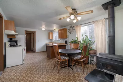 495 E 400 S, Roosevelt, UT 84066 - Photo 9