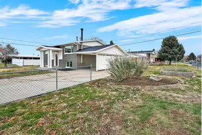 4220 S 2075 W, Roy, UT 84067 - Photo 25